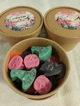 Load image into Gallery viewer, WAX MELTS (VARIOUS)