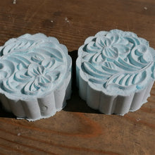 Load image into Gallery viewer, SHOWER STEAMERS