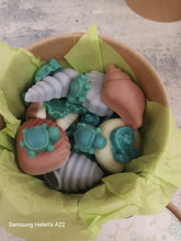 Load image into Gallery viewer, WAX MELTS (VARIOUS)
